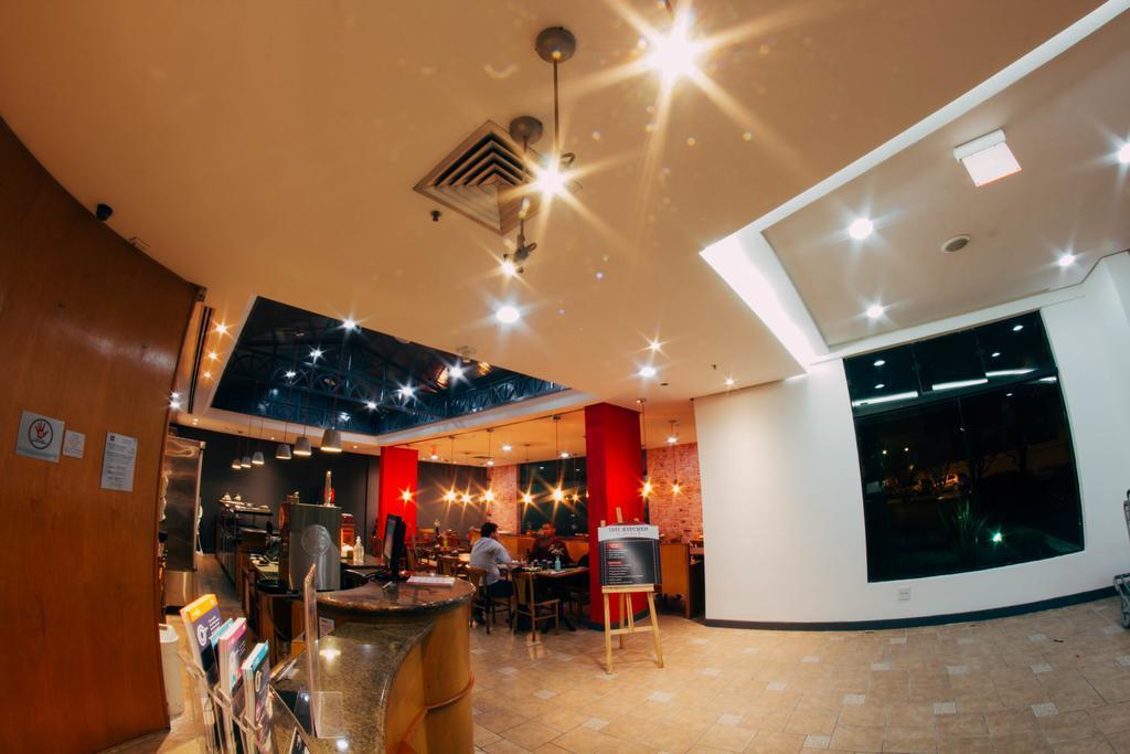 Ibis Taubate 호텔 외부 사진