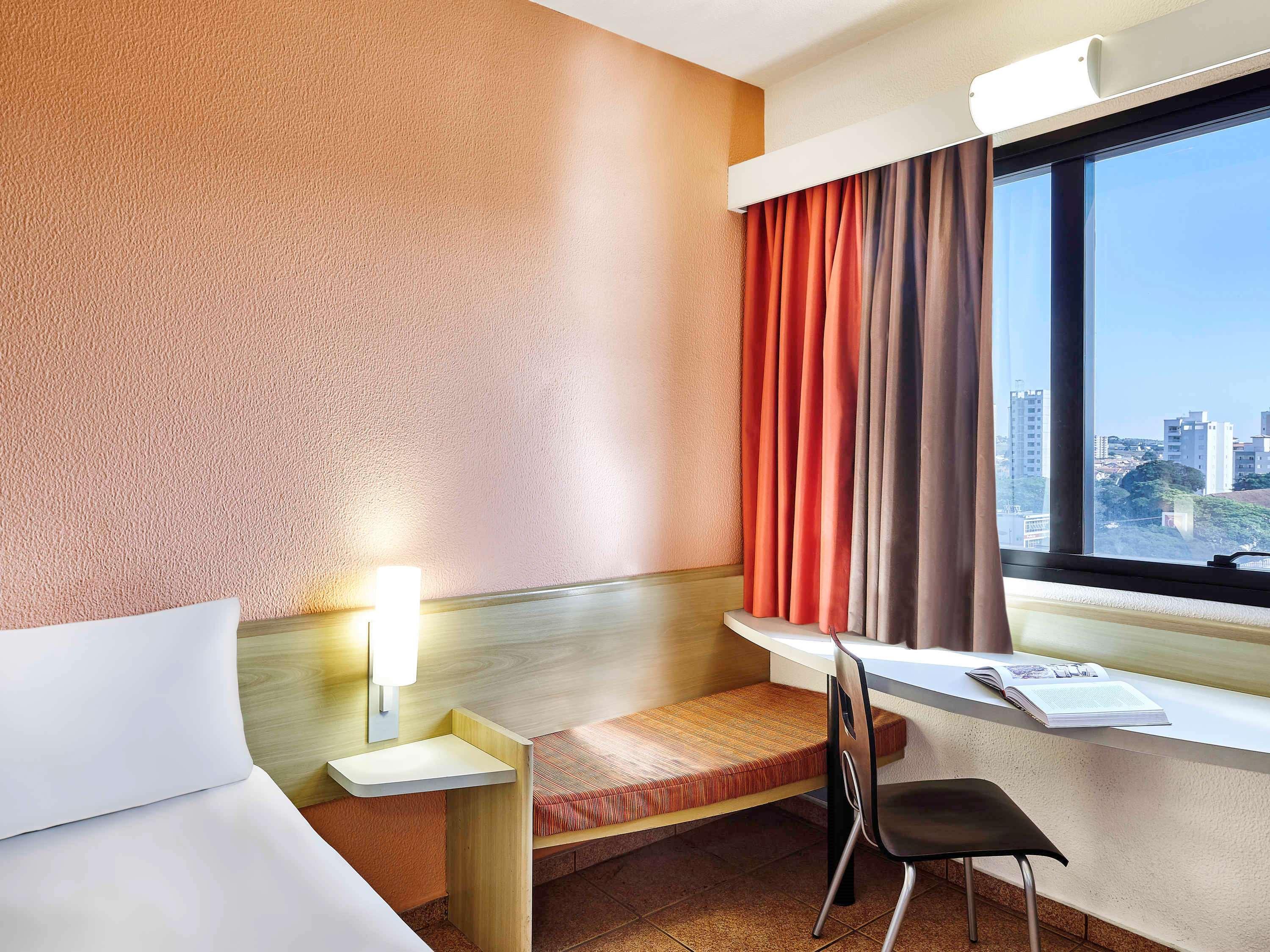 Ibis Taubate 호텔 외부 사진