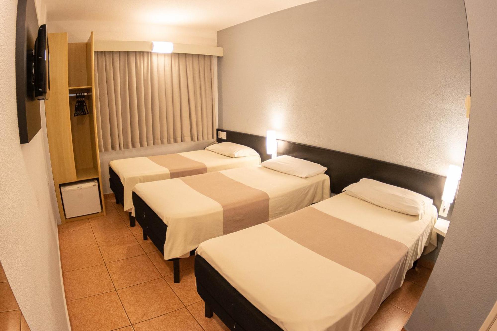 Ibis Taubate 호텔 외부 사진